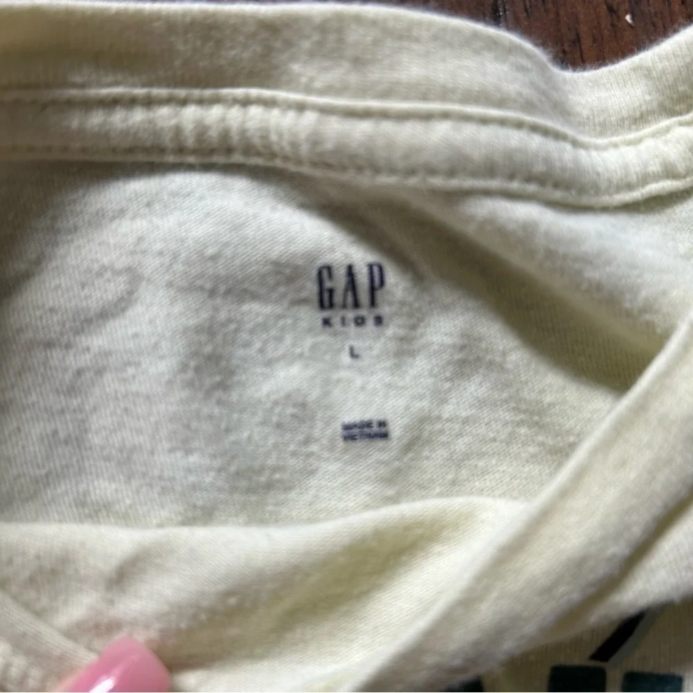 GAP boys tee